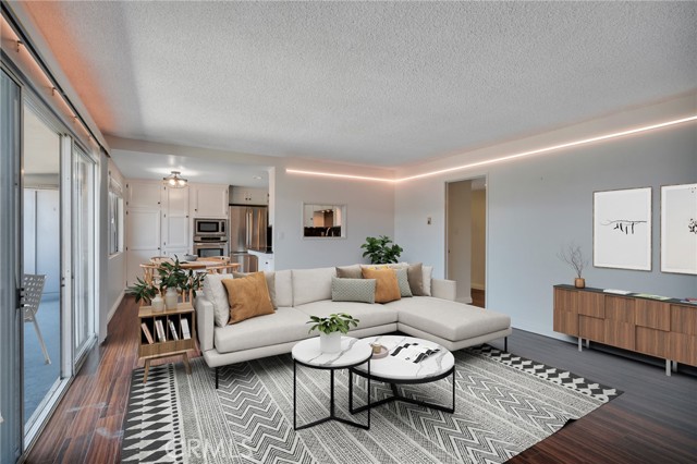 2940 W Carson 211 — photo