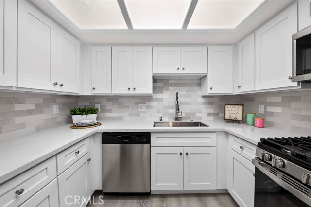 1131 Campbell St 210 — photo