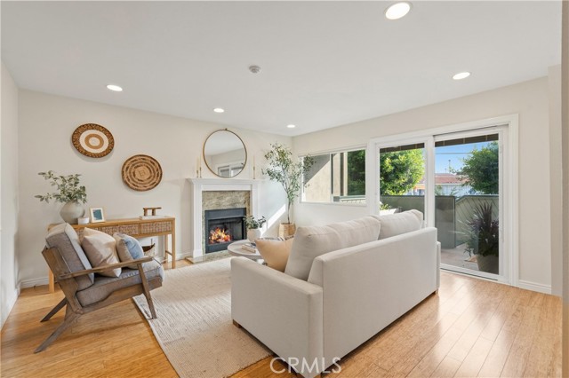 1112 Beryl St 7 — photo