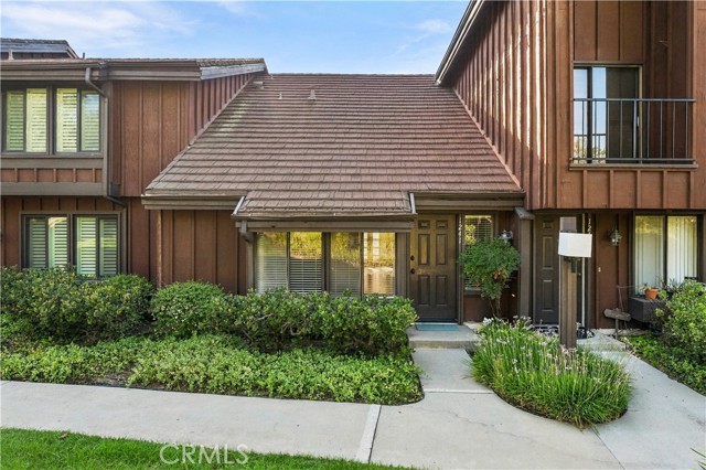 1241 Stonewood Ct — photo