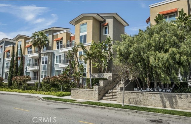 2349 Jefferson Unit 215 — photo
