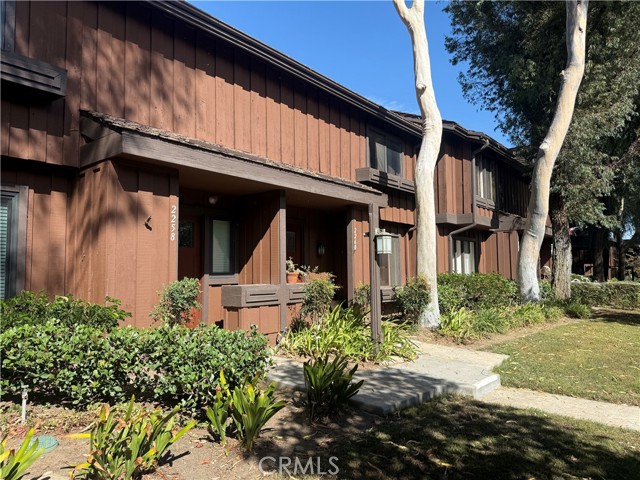 2260 Stonewood Ct — photo