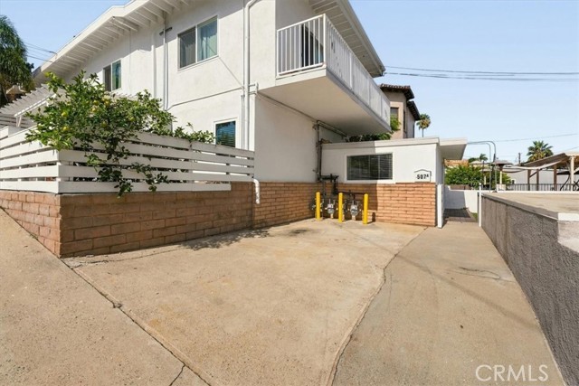 507 E Sycamore Ave Unit a — photo