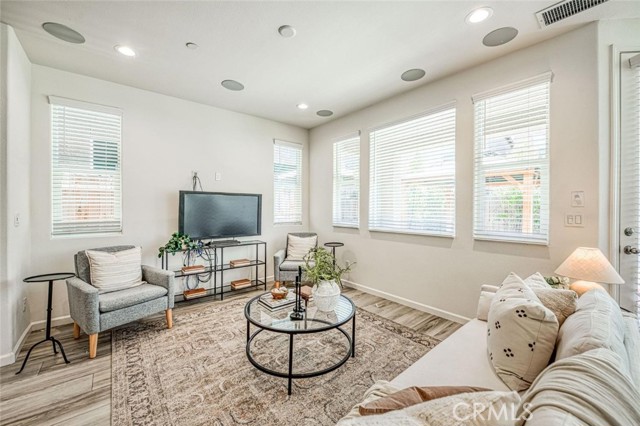 876 Winchell, Madera, CA 93636 — photo 2
