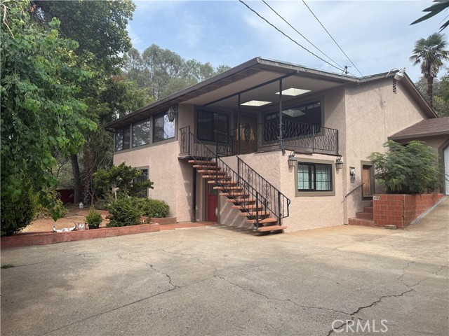 105 Pinedale Ave — photo
