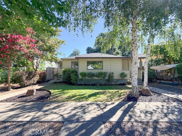 1011 Normal Ave — photo