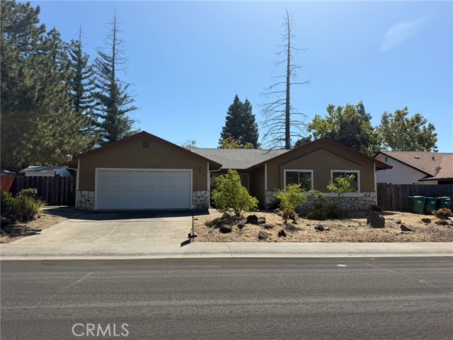 17 Betsey Way — photo