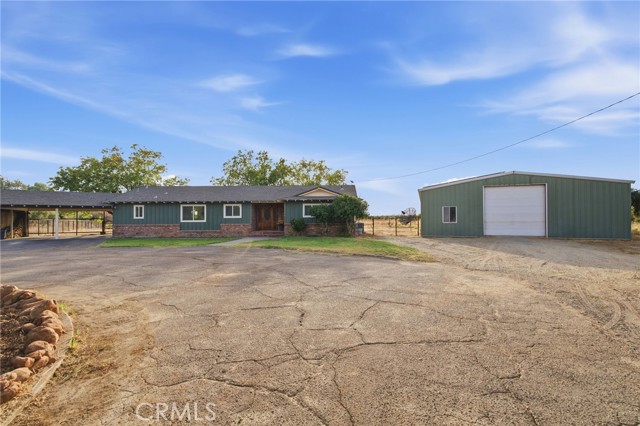 3665 Woodson — photo
