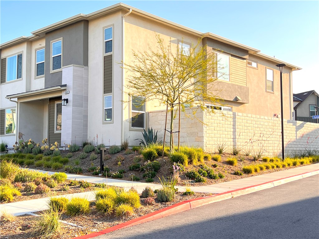 27620 Symphony Pl — photo