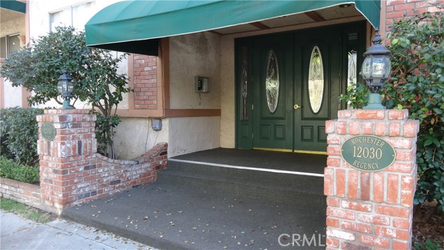 12030 Rochester Ave 110 — photo