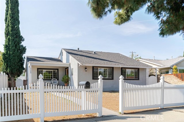17268 San Fernando Mission Blvd — photo