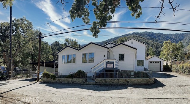 3724 Encino Trl — photo