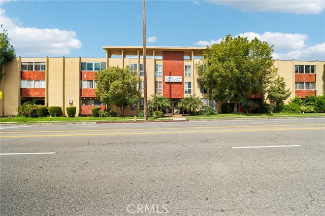 6225 Coldwater Canyon Ave 102 — photo