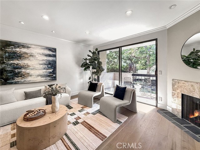 423 N Palm Unit 108 — photo