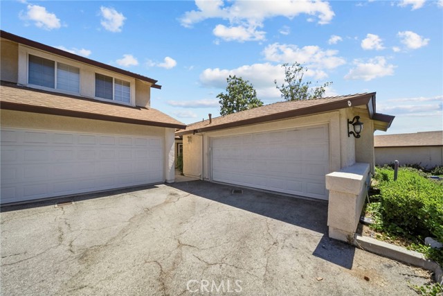 22935 Banyan 277 — photo