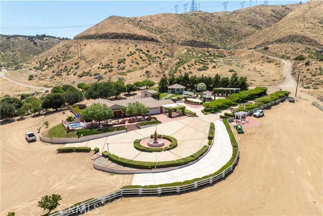 5801 Hacienda Ranch — photo