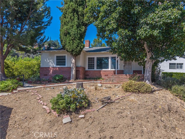 21516 Villena — photo