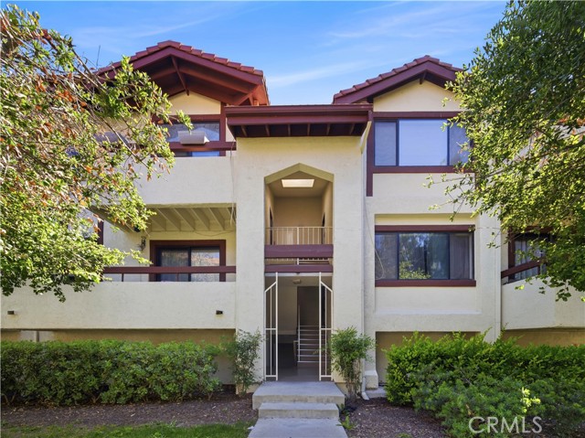 18168 W Sundowner Way 1016 — photo