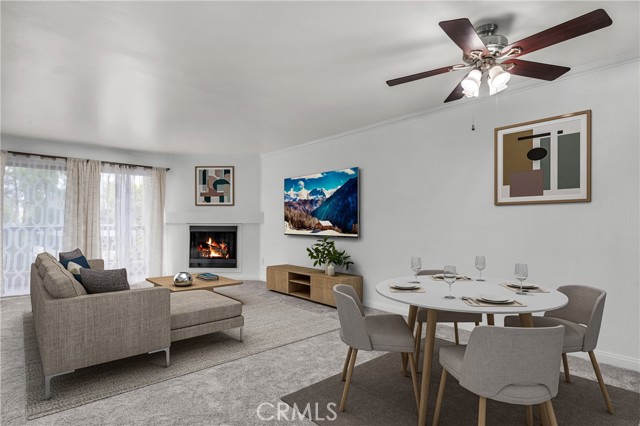 5500 Owensmouth Ave Unit 228 — photo