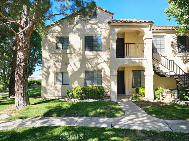 2554 Olive Dr 9 — photo
