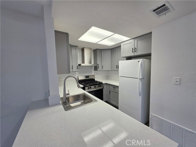 44036 25th, Lancaster, CA 93536 — photo 2
