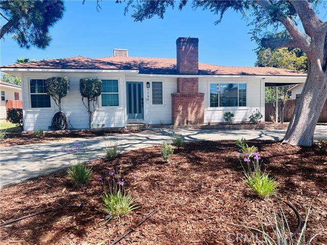 1735 Los Robles Dr — photo