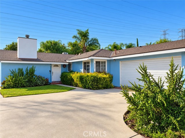 9245 Geyser Ave — photo