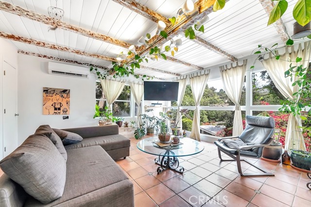 8869 Lookout Mountain Ave — photo