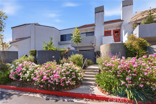 1175 Tivoli 73 — photo