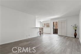 5349 Newcastle Ave 18 — photo