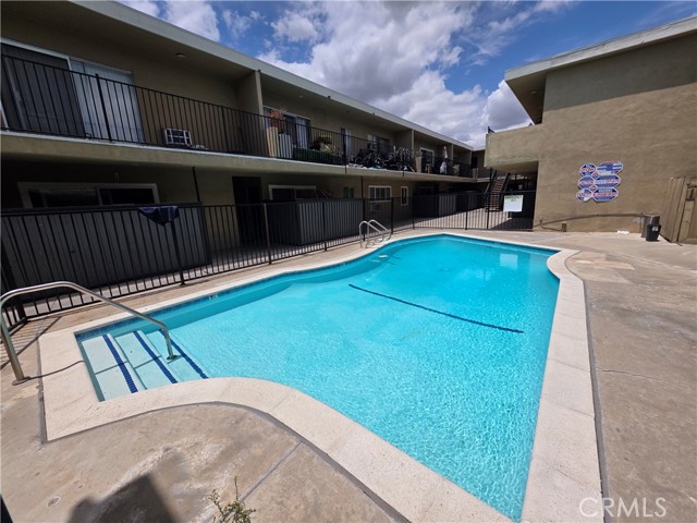 14609 Saticoy 24 — photo