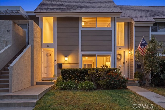 54 Oval Rd — photo