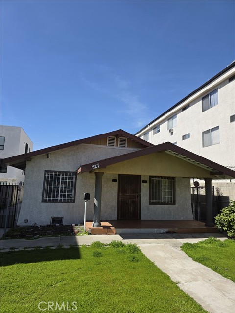 527 N Hobart — photo