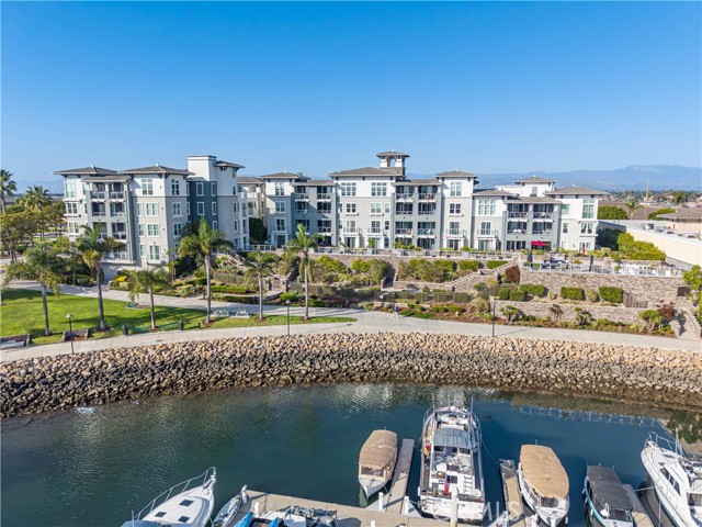 4060 Tradewinds Dr — photo