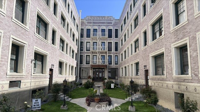 2121 James M Wood Blvd 316 — photo