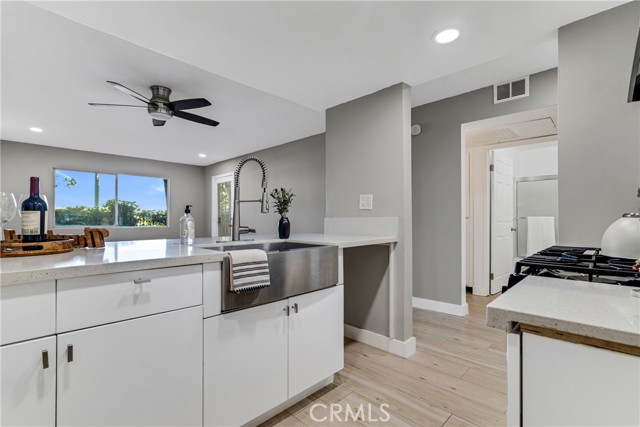 12601 Van Nuys Blvd Unit 104 — photo