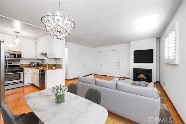 4000 W Victory Blvd 204 — photo
