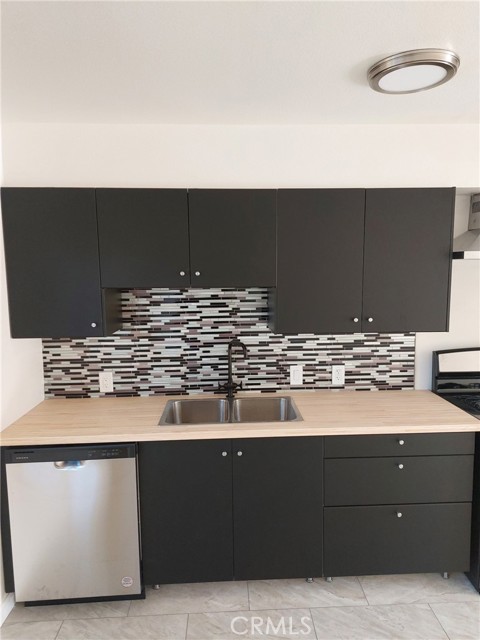 136 W Saginaw Way 202 — photo