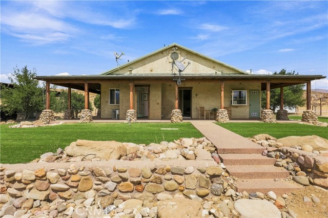 13750 Cuyama Hwy — photo