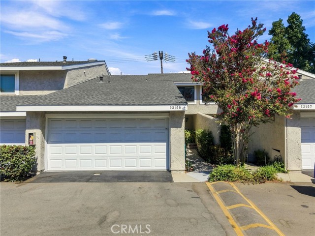 23109 Yvette — photo