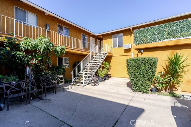 13015 Vanowen St 10 — photo