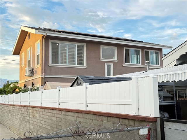 9109 Whitmore St — photo