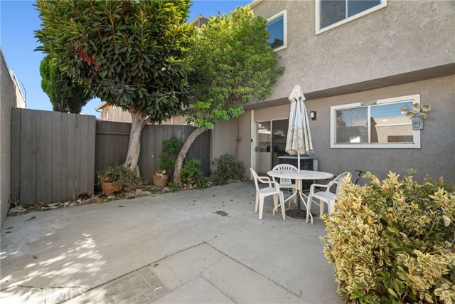 26853 Avenida Terraza — photo