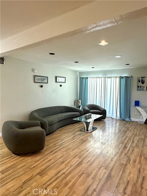 5460 White Oak Ave G113 — photo
