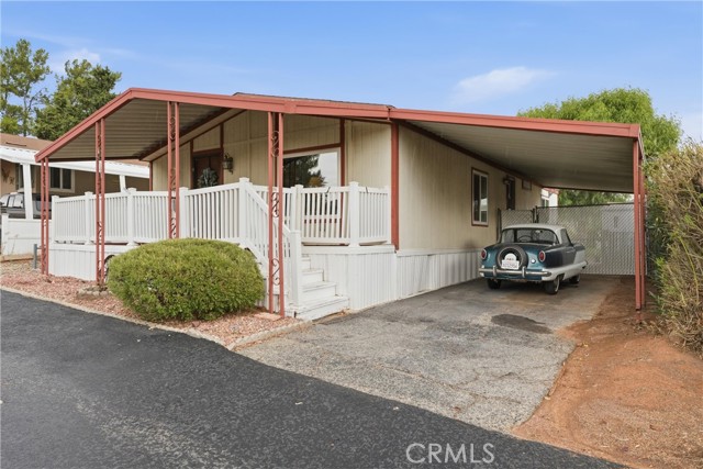 2501 Sierra Hwy 149 — photo