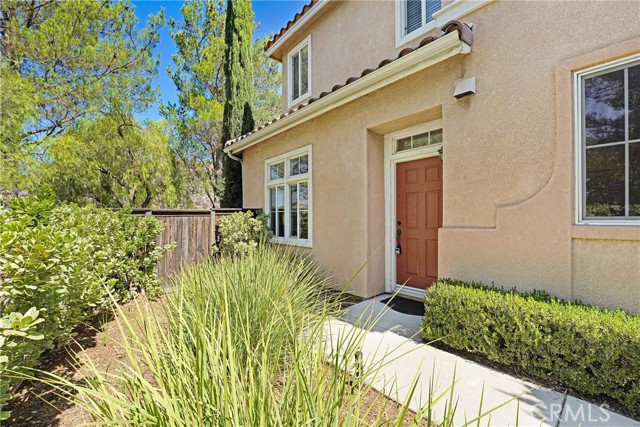 24586 Montevista — photo