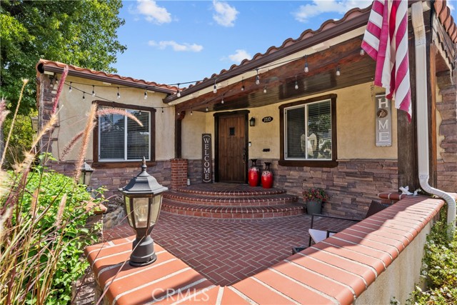 1010 E Santa Anita — photo