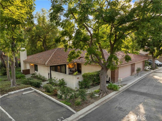 4042 Stoneriver Ct — photo
