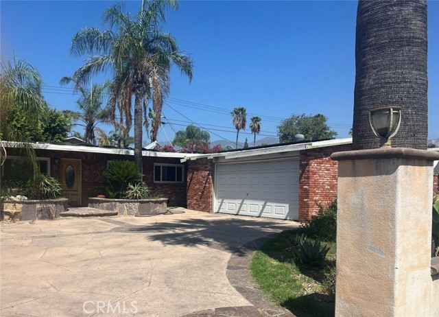 12937 Del Sur St — photo