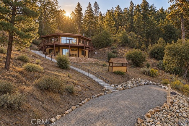 2104 Ironwood Dr — photo
